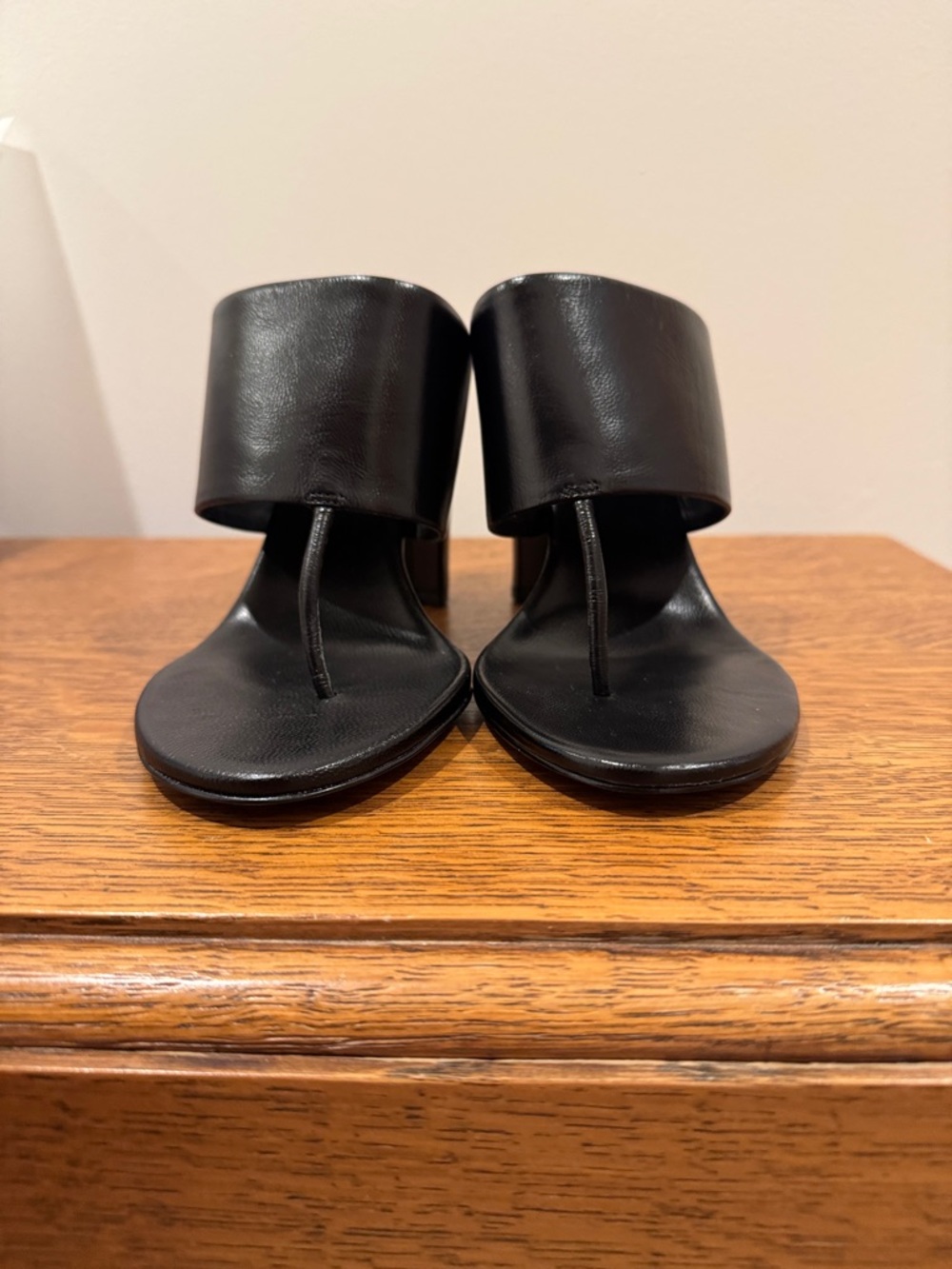 New Black Suede Studio Black High Heel Thong Sandals - Sleek Chunky Heel - Picture 2 of 7
